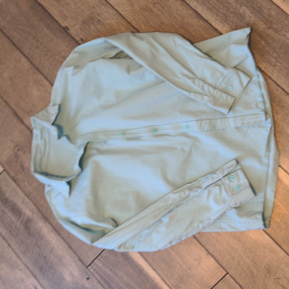 Light Blue Men's Long Sleeve Button Up Shirt with Zipper Pocket Size Large